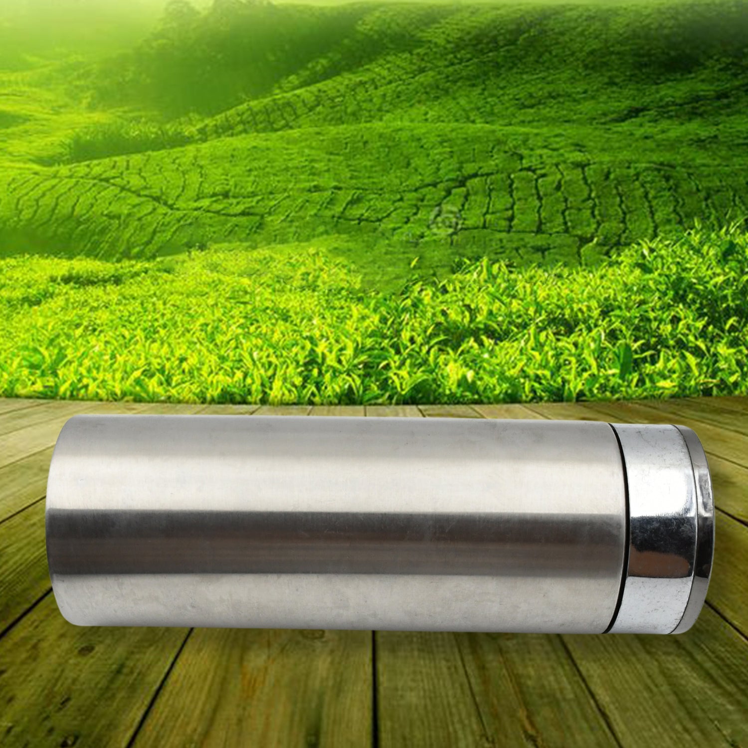 Portable thermos bottle with leakproof lid, for travel and office use