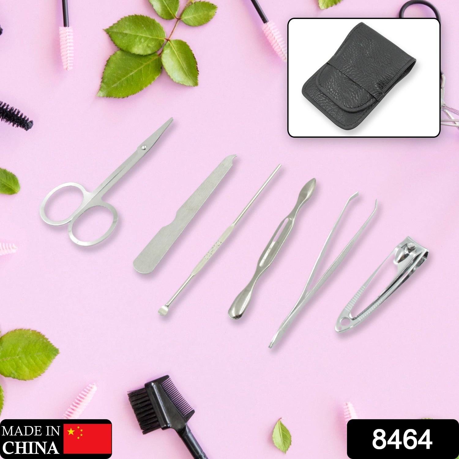 Manicure set with stainless steel clippers