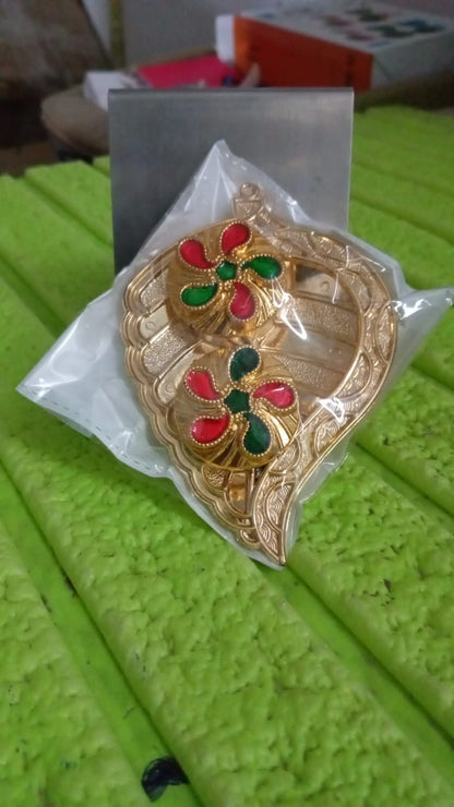 Leaf Shape Special Puja Thali (1 Pc / Mix Design)